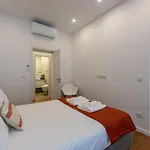 Riverside In Santos Prime Location, For Foodies Apartman